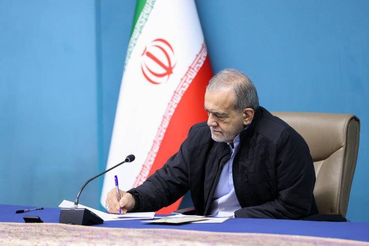 Iran's President congratulates Congo leader on re-election
