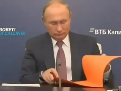 AI warfare triggers Putin, as Kremlin moves to dismantle the last pieces of Russian internet
