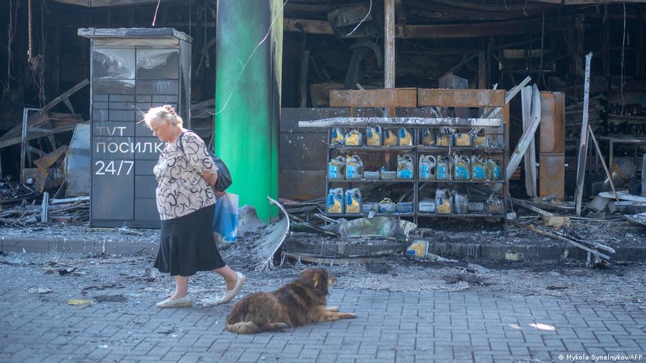 A petition to honor an ordinary Ukrainian who died in a terrorist attack has found traction in Kyiv, raising questions about how a nation at war manages to name its grief and hold its dead in public memory.