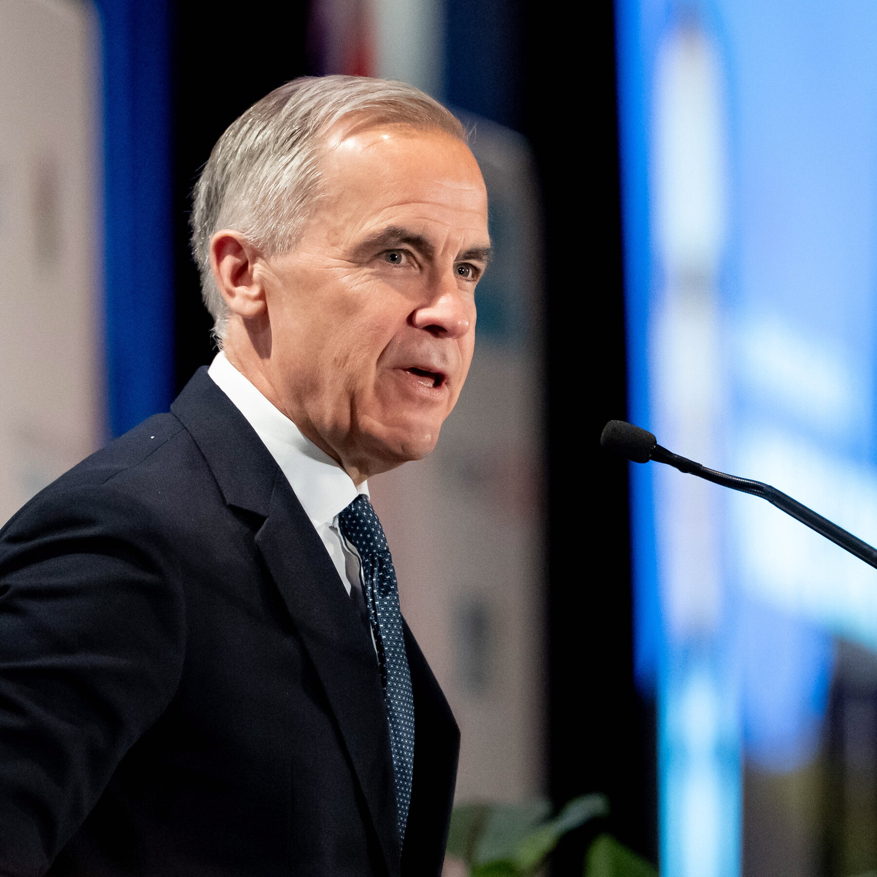 A petition calling for an Alberta independence referendum has gathered over 301,000 signatures, reigniting a decades-old debate over the province's place within Canadian confederation and placing fiscal grievances rooted in energy policy at…