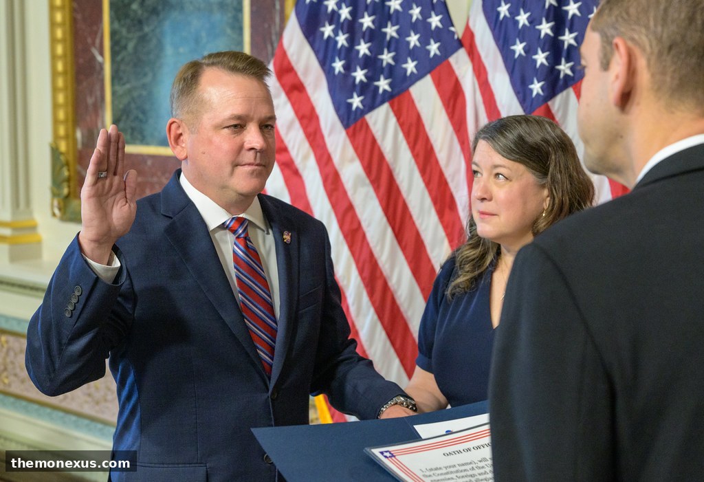 Matt Anderson Sworn In as NASA Deputy Administrator (NHQ202605210002)