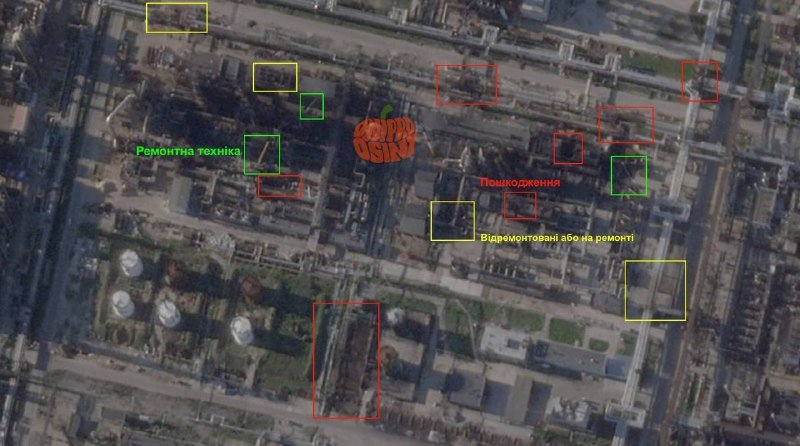 Satellite image of an industrial facility with Cyrillic annotations in green, red, and yellow boxes marking equipment, damage, and disassembly areas.