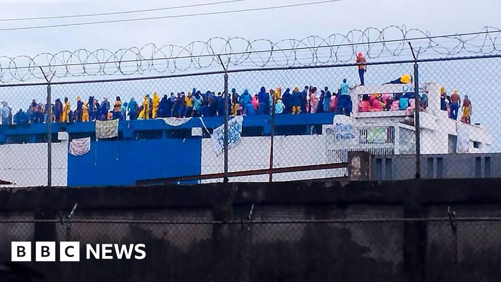 Prisoners at a facility in Barinas state climbed onto the roof and set mattresses alight on 25 May, demanding the removal of the prison director — an act of desperate visibility that underscores the conditions of Venezuela's detention syste