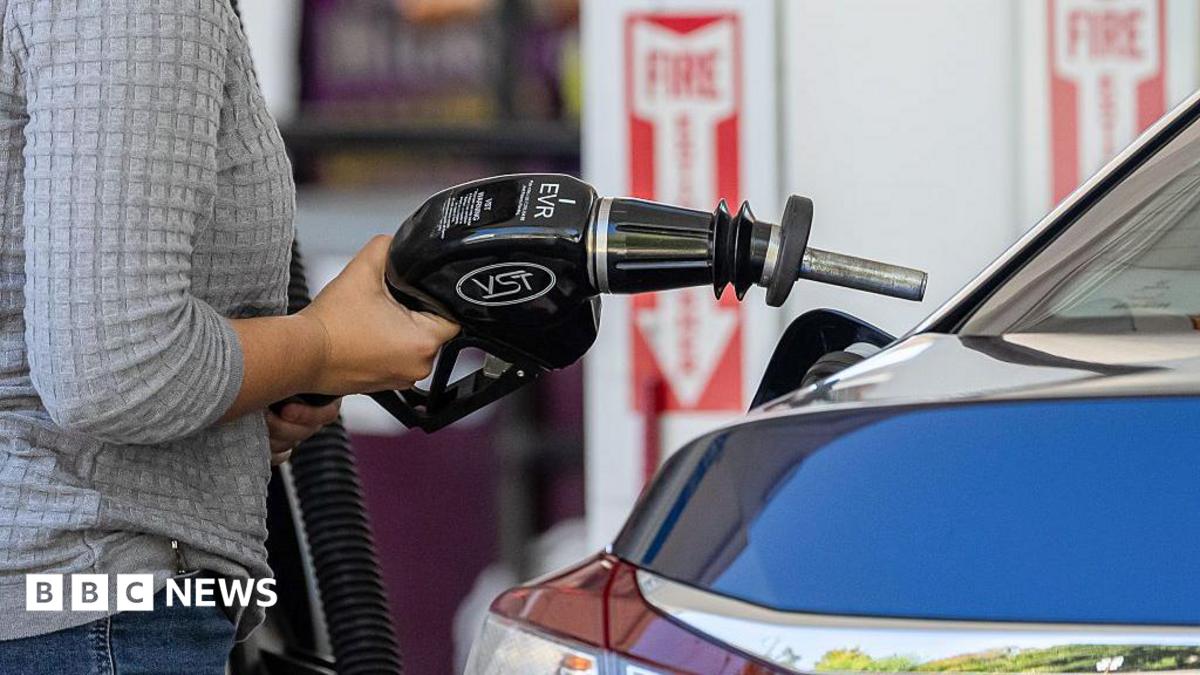 Brent crude slid toward $91 on 9 June 2026 as traders unwound a geopolitical premium that three independent Telegram desks agreed existed but disagreed on what was underneath it.