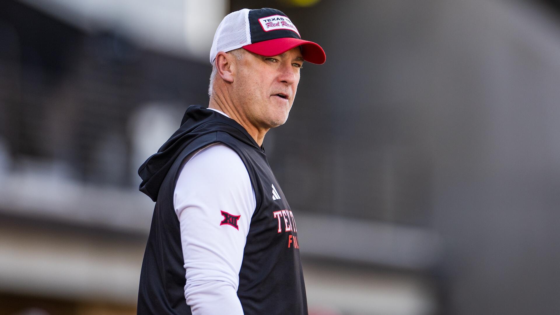 The former Cincinnati quarterback will test the supplemental draft process, reviving a fight over whether state-court injunctions should shape professional rosters.