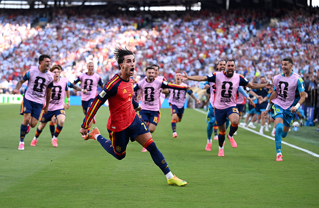 A constitutional amendment slashes the workweek and grants 13.5 million workers the right to ignore off-hours messages — a policy move that lands days before Mexico becomes the first team to reach the World Cup knockout phase.