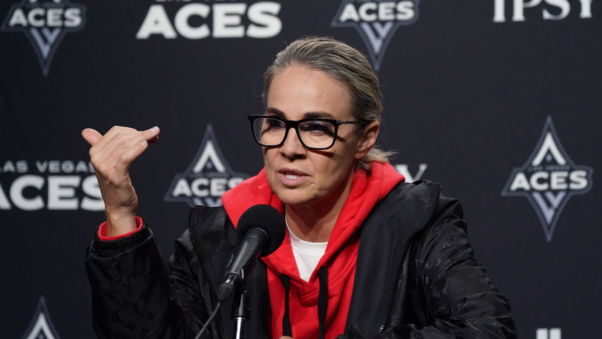 Las Vegas Aces coach Becky Hammon is refusing to walk back her characterisation of the Knicks' title-winning guard — and the dispute is reopening a stale positional argument.