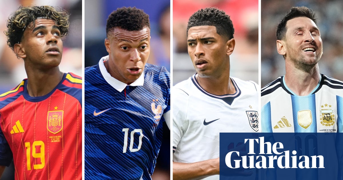 A goalless draw in San Francisco was enough to send Australia into the World Cup round of 32 and leaves Paraguay on the brink of joining them.