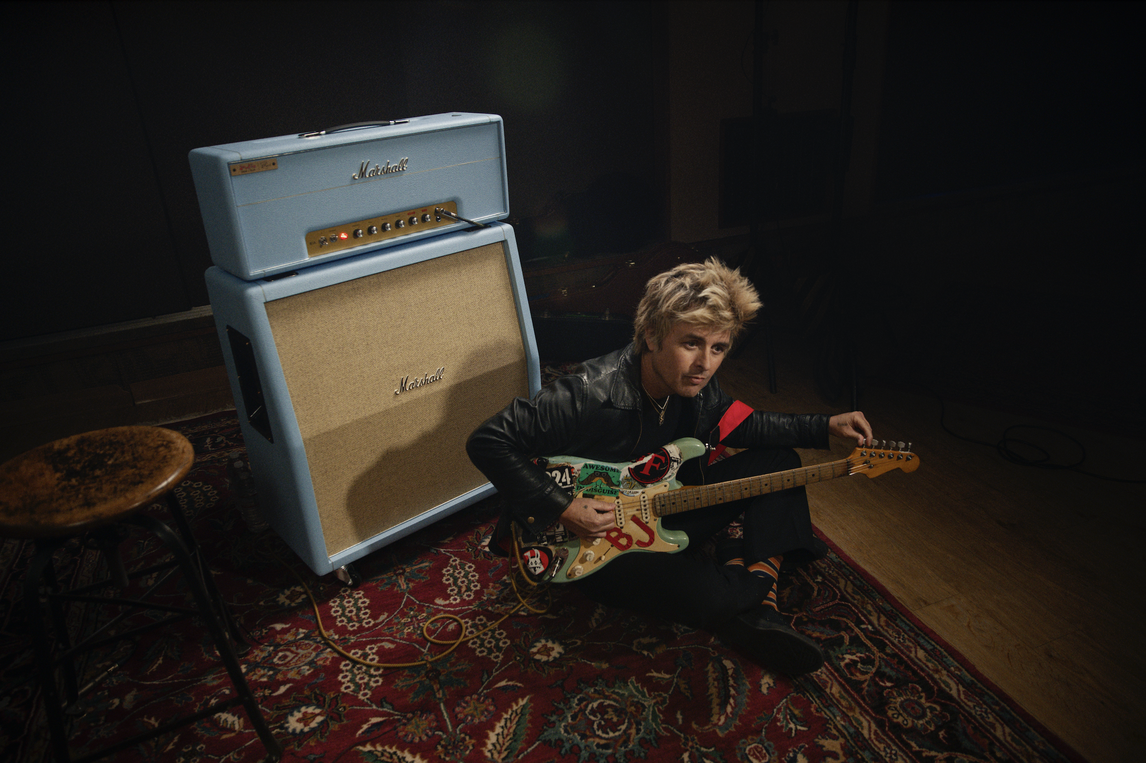 Marshall's 1959BJA Artist Signature is a handwired, 100-watt amplifier built around Billie Joe Armstrong's early-1990s rig, with four EL34s and a 1959SLP-derived circuit.